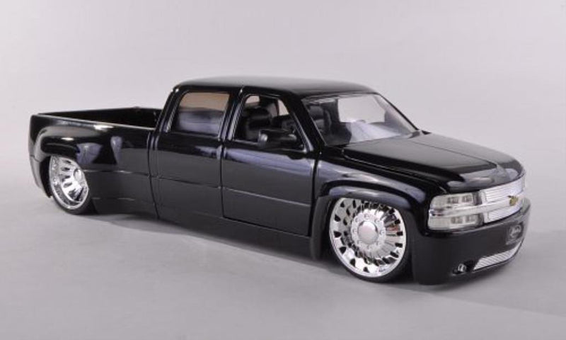 1/24 * 1/32 &amp; 1/43 CHEVY TRUCKS