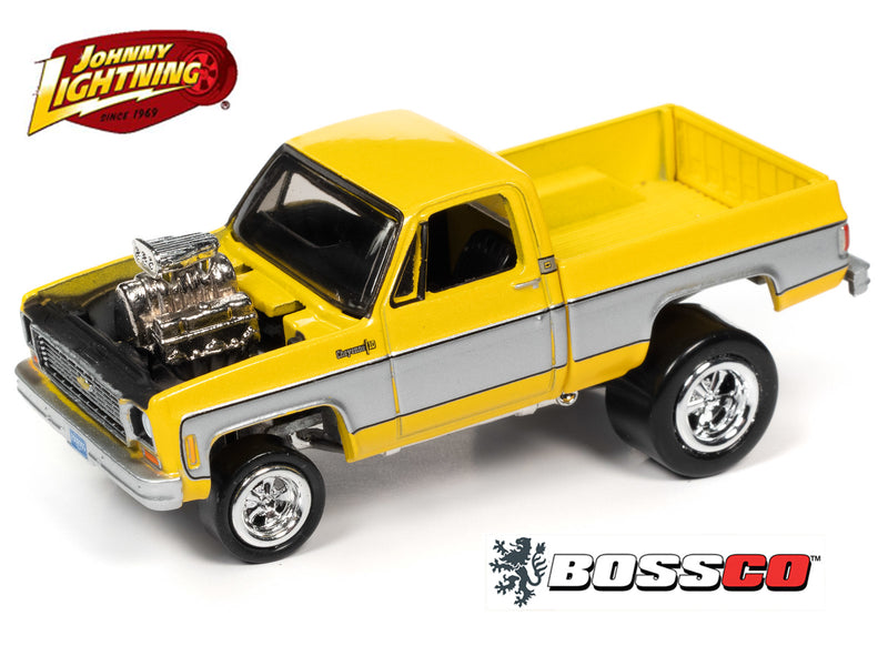 JOHNNY LIGHTNING - '73 CHEVY STREET FREAKS (YELLOW)